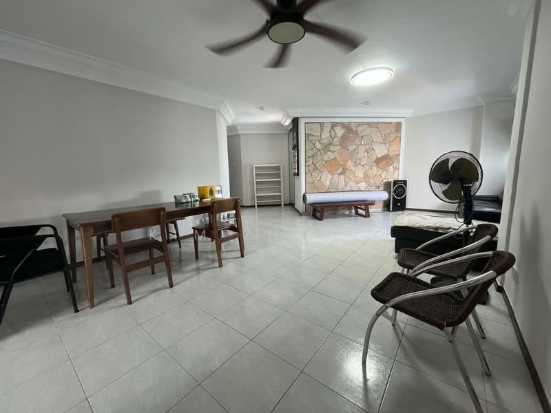 657 Choa Chu Kang Crescent, 657 Choa Chu Kang Crescent, Room Rental, 150 sqft, HDB Flat For Rent, by Kim Zhuang, 500227260 - Living Room - PropertyGuru.com.sg