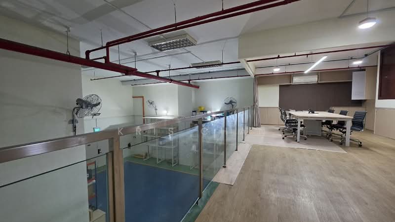 Citilink Warehouse Complex, 102E Pasir Panjang Road, 1,410 sqft, Light Industrial (B1) For Sale, by Kris Chan, 500227264 - CommercialGuru.com.sg