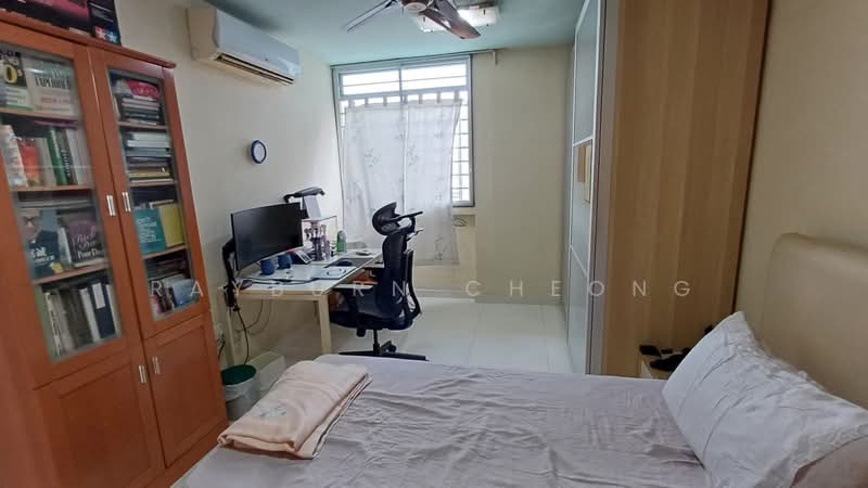 347 Ubi Avenue 1, 347 Ubi Avenue 1, 3 Bedrooms, 1,119 sqft, HDB Flat For Sale, by Rayburn Cheong, 500227285 - Bedroom - PropertyGuru.com.sg
