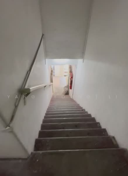 727 havelock road, Havelock, 1 Bedroom, 380 sqft, Shophouse For Rent, by Yang (Young) Li, 500227292 - Staircases  - PropertyGuru.com.sg