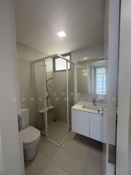 Bedok Residences, 18 Bedok North Drive, 3 Bedrooms, 1,625 sqft, Condominium For Rent, by Yenny Wangsawidjaja, 500227309 - Common Bathroom - PropertyGuru.com.sg