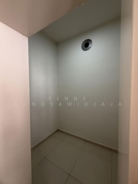 Bedok Residences, 18 Bedok North Drive, 3 Bedrooms, 1,625 sqft, Condominium For Rent, by Yenny Wangsawidjaja, 500227309 - Household shelter - PropertyGuru.com.sg