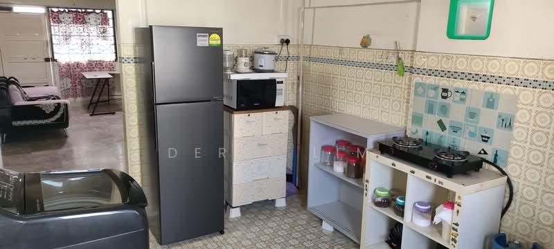 2 Saint George's Road, 2 Saint George's Road, 2 Bedrooms, 635 sqft, HDB Flat For Sale, by Derek Lim, 500227311 - Kitchen - PropertyGuru.com.sg