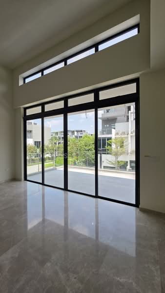 Belgravia Ace, 379 379, Seletar / Yio Chu Kang, 5 Bedrooms, 3,929 sqft, Semi-Detached House For Sale, by Kris Chan, 500227314 - Balcony - PropertyGuru.com.sg