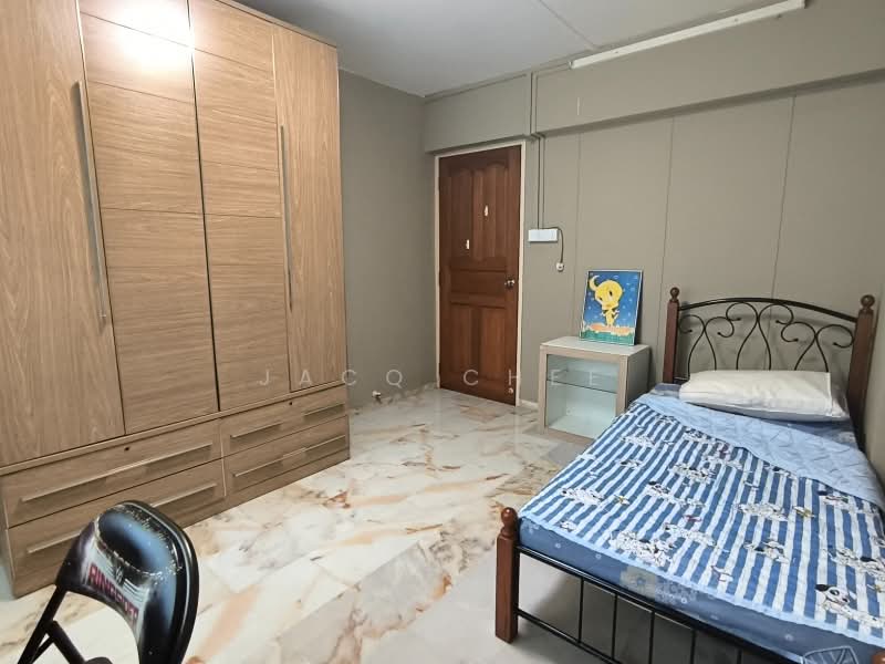 420 Fajar Road, 420 Fajar Road, 3 Bedrooms, 1,119 sqft, HDB Flat For Sale, by Jacq Chee, 500227315 - Bedroom - PropertyGuru.com.sg