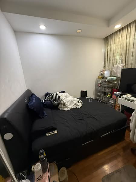 Sunglade, 1 Serangoon Avenue 2, 3 Bedrooms, 1,152 sqft, Condominium For Sale, by Stanley Dai, 500227336 - Bedroom - PropertyGuru.com.sg