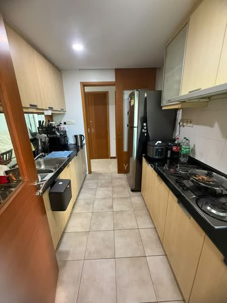 Sunglade, 1 Serangoon Avenue 2, 3 Bedrooms, 1,152 sqft, Condominium For Sale, by Stanley Dai, 500227336 - Kitchen - PropertyGuru.com.sg