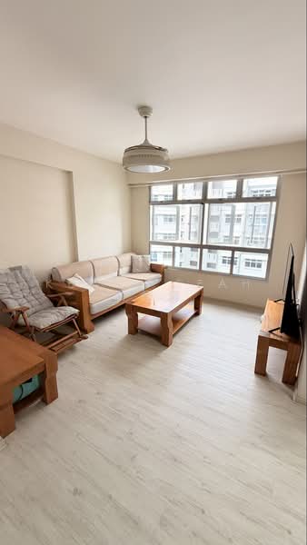 460B Bukit Batok West Avenue 9, 460B Bukit Batok West Avenue 9, 3 Bedrooms, 1,001 sqft, HDB Flat For Sale, by Kenny Seah 谢炳清, 500227355 - Living Room - PropertyGuru.com.sg