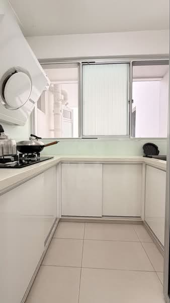 460B Bukit Batok West Avenue 9, 460B Bukit Batok West Avenue 9, 3 Bedrooms, 1,001 sqft, HDB Flat For Sale, by Kenny Seah 谢炳清, 500227355 - Kitchen - PropertyGuru.com.sg