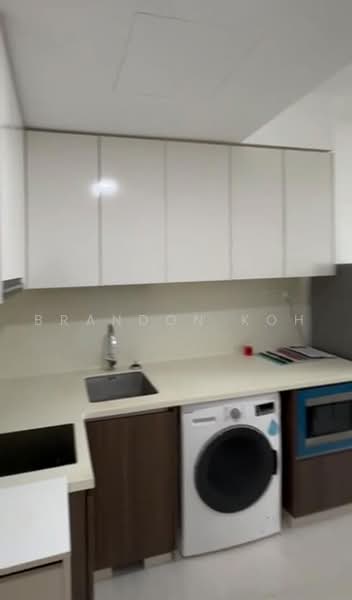 60 Sengkang Square photo 3