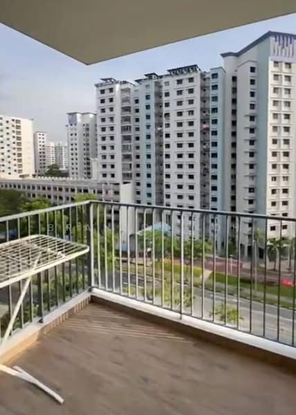 60 Sengkang Square photo 2