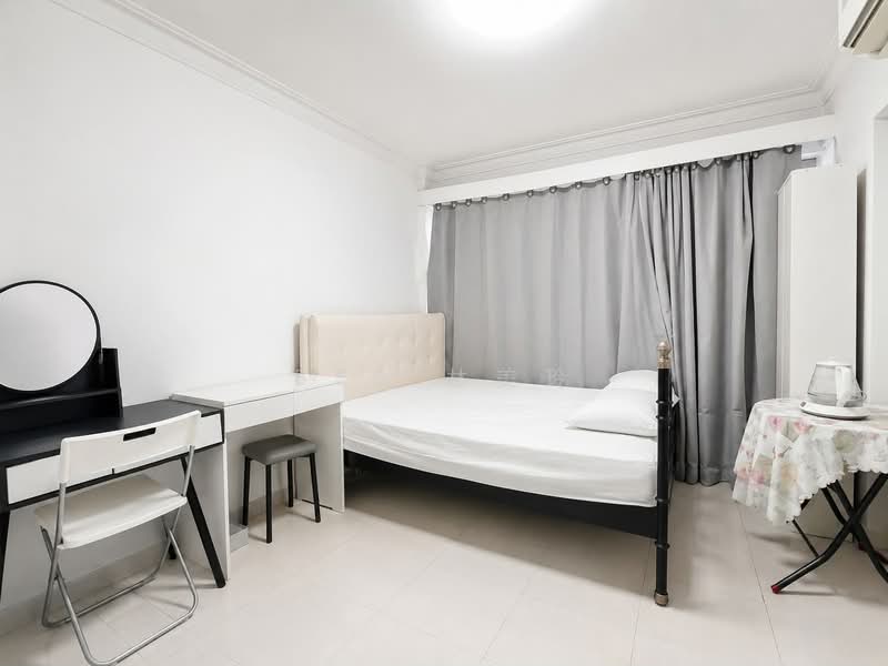 17 Beach Road, 17 Beach Road, 3 Bedrooms, 829 sqft, HDB Flat For Sale, by Bee 林美玲, 500227364 - Bedroom - PropertyGuru.com.sg