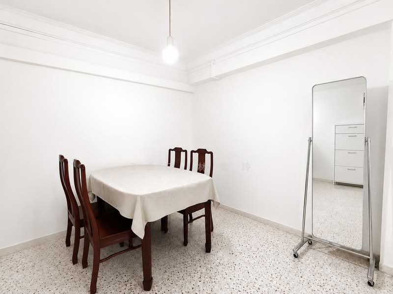 17 Beach Road, 17 Beach Road, 3 Bedrooms, 829 sqft, HDB Flat For Sale, by Bee 林美玲, 500227364 - Dining Room - PropertyGuru.com.sg
