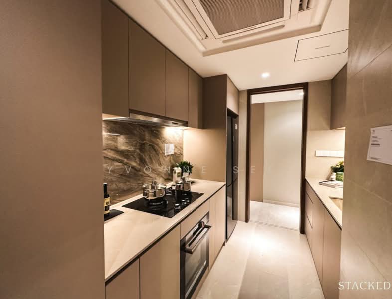 Grand Dunman, 18 Dunman Road, 3 Bedrooms, 958 sqft, Condominium For Rent, by Yvonne See, 500227366 - Kitchen - PropertyGuru.com.sg