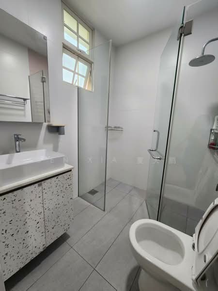 Lentor Villas, 79 Lentor Street, Room Rental, 280 sqft, Terraced House For Rent, by Ben XIA 夏天鹏, 500227370 - Bathroom - PropertyGuru.com.sg