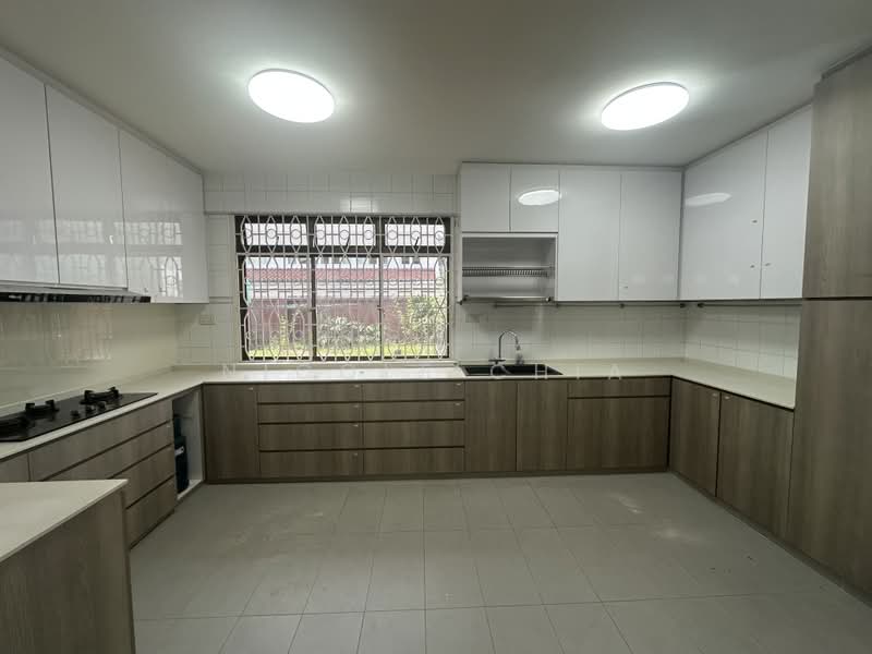 Kovan vicinity, Rosyth Road, Phillips Ave, Glasgow Road, Kovan, 5 Bedrooms, 4,000 sqft, Detached House For Sale, by Nicole Chia, 500227371 - Kitchen - PropertyGuru.com.sg