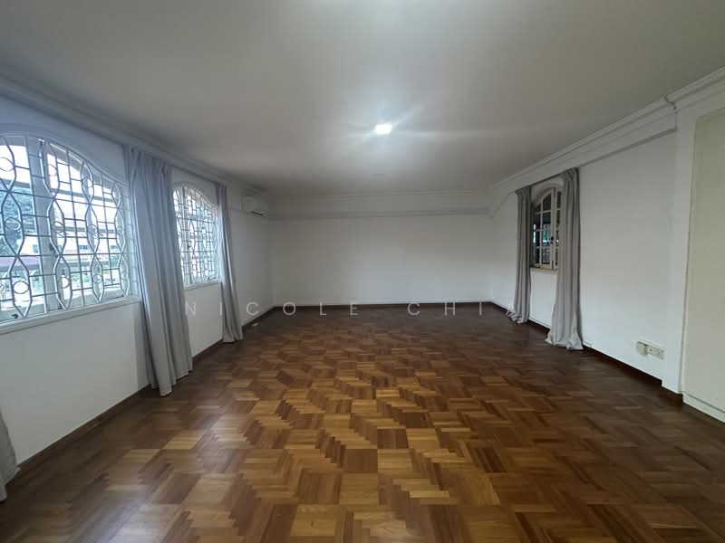 Kovan vicinity, Rosyth Road, Phillips Ave, Glasgow Road, Kovan, 5 Bedrooms, 4,000 sqft, Detached House For Sale, by Nicole Chia, 500227371 - Living Room - PropertyGuru.com.sg