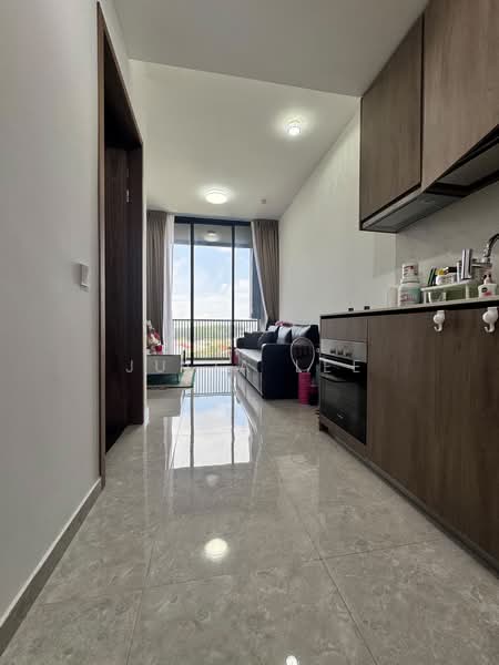 Parc Komo, 959 Upper Changi Road North, Changi Airport / Changi Village, 1 Bedroom, 452 sqft, Condominium For Sale, by Julia Lee, 500227372 - Living Room - PropertyGuru.com.sg