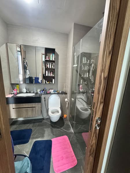Parc Komo, 959 Upper Changi Road North, Changi Airport / Changi Village, 1 Bedroom, 452 sqft, Condominium For Sale, by Julia Lee, 500227372 - Bathroom - PropertyGuru.com.sg