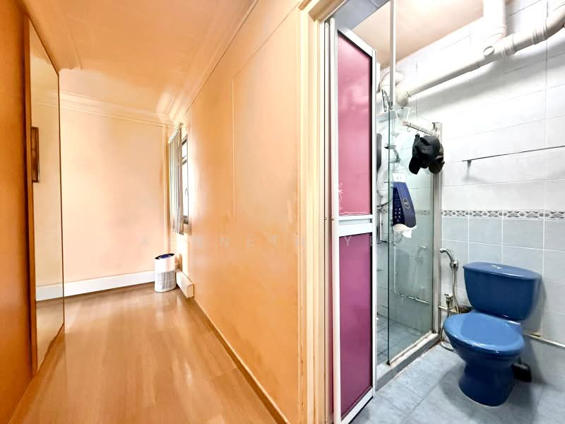 404 Admiralty Link, 404 Admiralty Link, 3 Bedrooms, 1,184 sqft, HDB Flat For Sale, by Kenneth Yeo, 500227375 - Corridor - PropertyGuru.com.sg