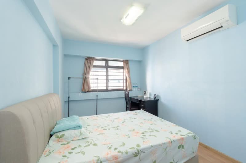 274B Jurong West Street 25, 274B Jurong West Street 25, 4 Bedrooms, 1,355 sqft, HDB Flat For Sale, by Alan Loh, 500227382 - Bedroom - PropertyGuru.com.sg