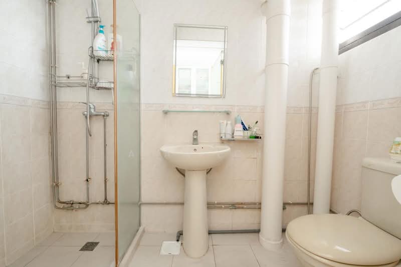 274B Jurong West Street 25, 274B Jurong West Street 25, 4 Bedrooms, 1,355 sqft, HDB Flat For Sale, by Alan Loh, 500227382 - PropertyGuru.com.sg