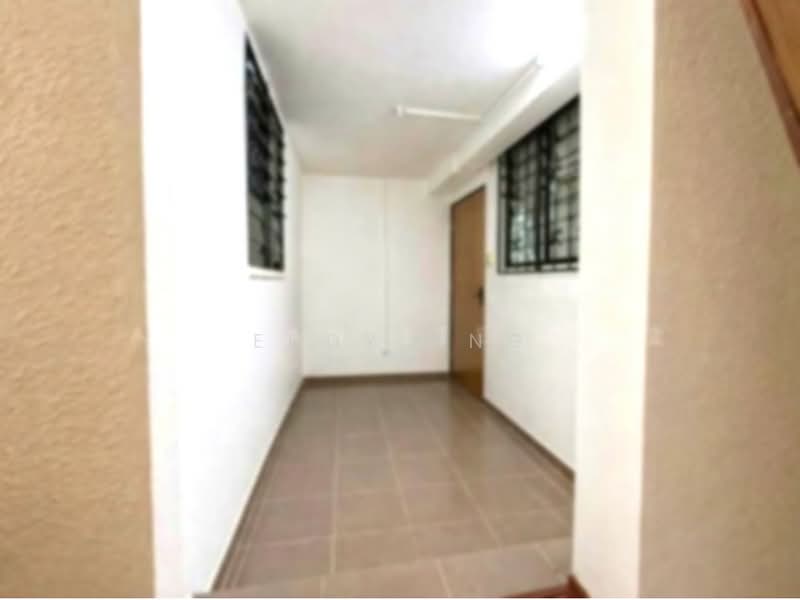 481 Jurong West Street 41, 481 Jurong West Street 41, 3 Bedrooms, 1,076 sqft, HDB Flat For Sale, by Eddy Ang, 500227387 - Corridor - PropertyGuru.com.sg