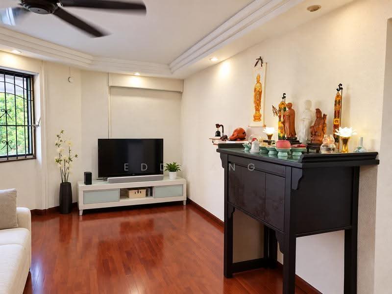 481 Jurong West Street 41, 481 Jurong West Street 41, Boon Lay / Jurong / Tuas, 3 Bedrooms, 1,076 sqft, HDB Flat For Sale, by Eddy Ang, 500227387 - Living Room - PropertyGuru.com.sg