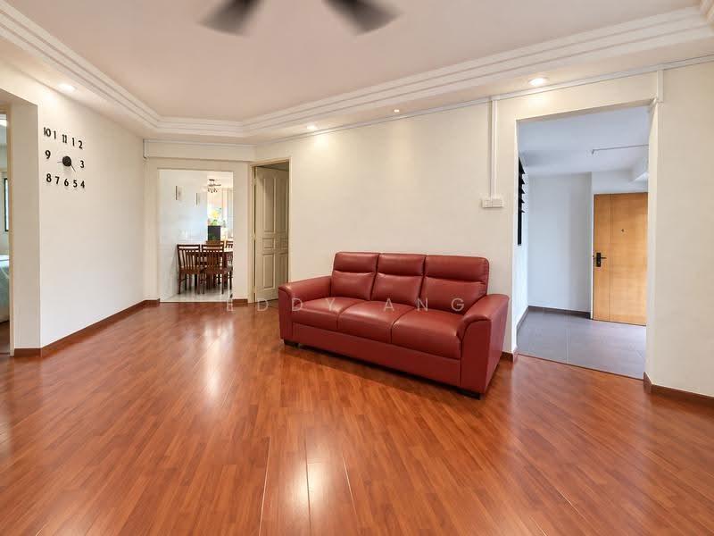 481 Jurong West Street 41, 481 Jurong West Street 41, Boon Lay / Jurong / Tuas, 3 Bedrooms, 1,076 sqft, HDB Flat For Sale, by Eddy Ang, 500227387 - Living Room - PropertyGuru.com.sg