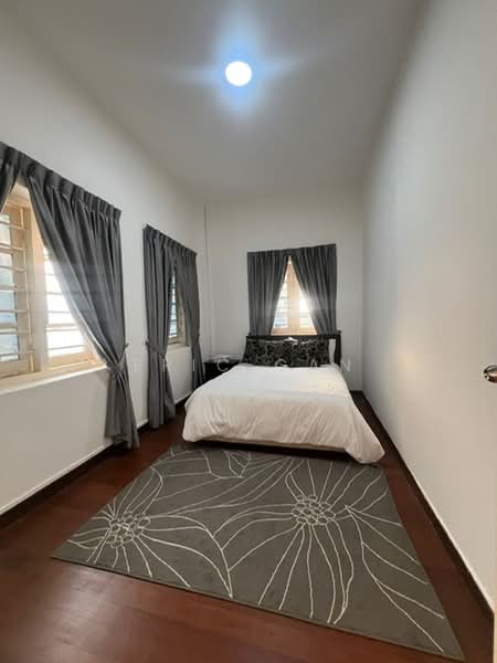 Lowland Road 2 Bedrooms ShopHouse Apartment, Lowland Road, 2 Bedrooms, 872 sqft, Shophouse For Rent, by Eric Gan, 500227388 - Bedroom - PropertyGuru.com.sg