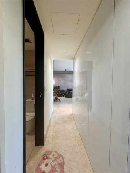 The Tessarina, 26 Wilby Road, 3 Bedrooms, 1,324 sqft, Condominium For Sale, by Lydia Shi, 500227390 - Corridor - PropertyGuru.com.sg