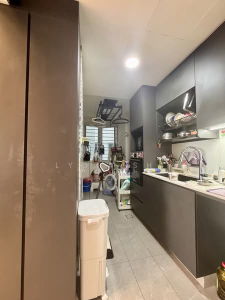 The Tessarina, 26 Wilby Road, 3 Bedrooms, 1,324 sqft, Condominium For Sale, by Lydia Shi, 500227390 - Kitchen - PropertyGuru.com.sg