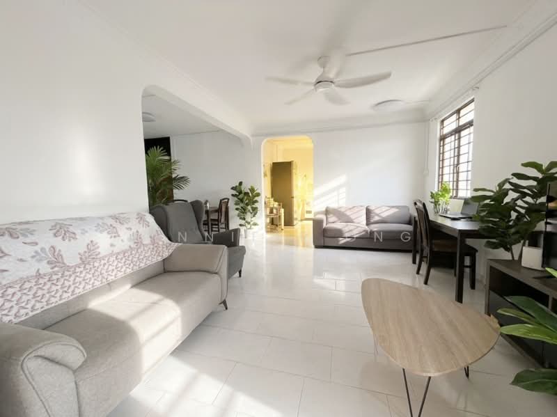14 Toh Yi Drive, 14 Toh Yi Drive, 4 Bedrooms, 1,313 sqft, HDB Flat For Sale, by Jennifer Ong, 500227393 - Living Room - PropertyGuru.com.sg