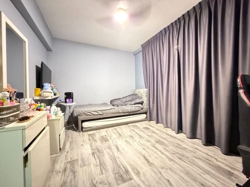 153 Serangoon North Avenue 1, 153 Serangoon North Avenue 1, 2 Bedrooms, 64 sqft, HDB Flat For Sale, by KelvinS See, 500227397 - Bedroom - PropertyGuru.com.sg
