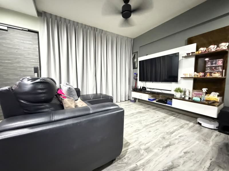 153 Serangoon North Avenue 1, 153 Serangoon North Avenue 1, 2 Bedrooms, 64 sqft, HDB Flat For Sale, by KelvinS See, 500227397 - Living Room - PropertyGuru.com.sg