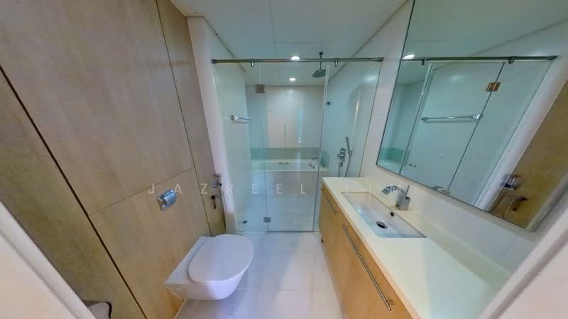 The Sail @ Marina Bay, 6 Marina Boulevard, 4 Bedrooms, 2,164 sqft, Condominium For Sale, by Jazreel Lim, 500227403 - Master Bathroom - PropertyGuru.com.sg