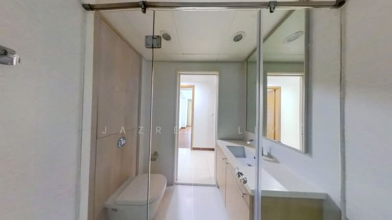 The Sail @ Marina Bay, 6 Marina Boulevard, 4 Bedrooms, 2,164 sqft, Condominium For Sale, by Jazreel Lim, 500227403 - Common Bathroom - PropertyGuru.com.sg