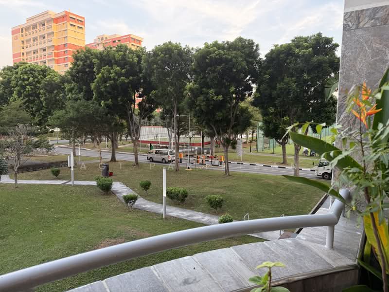 533 Hougang Avenue 6, 533 Hougang Avenue 6, 3 Bedrooms, 1,561 sqft, HDB Flat For Sale, by Agt Parthiban, 500227405 - Exterior - PropertyGuru.com.sg