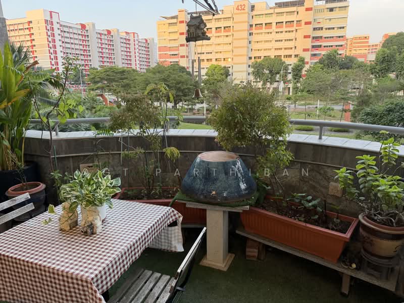533 Hougang Avenue 6, 533 Hougang Avenue 6, 3 Bedrooms, 1,561 sqft, HDB Flat For Sale, by Agt Parthiban, 500227405 - Balcony - PropertyGuru.com.sg