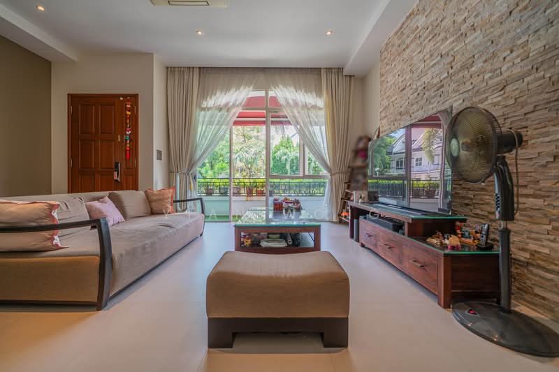 Horizon Green, Ang Mo Kio Avenue 2, 6 Bedrooms, 3,218 sqft, Terraced House For Sale, by Yian Wong, 500227409 - Living Room - PropertyGuru.com.sg