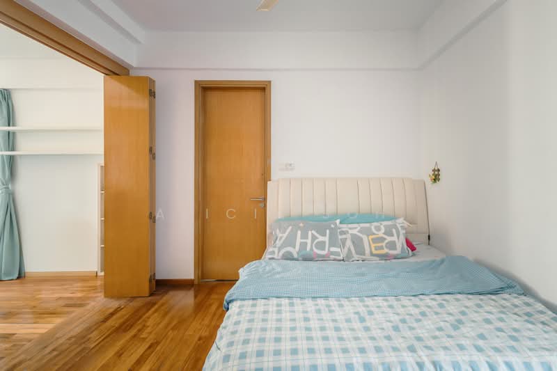 Undervalued Freehold Penthouse in District 15, Pulasan Road, 3 Bedrooms, 2,207 sqft, Apartment For Sale, by Alicia Soh, 500227421 - Bedroom - PropertyGuru.com.sg