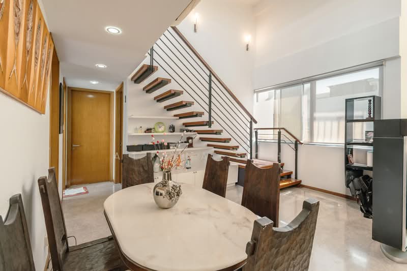 Undervalued Freehold Penthouse in District 15, Pulasan Road, 3 Bedrooms, 2,207 sqft, Apartment For Sale, by Alicia Soh, 500227421 - Dining Room - PropertyGuru.com.sg