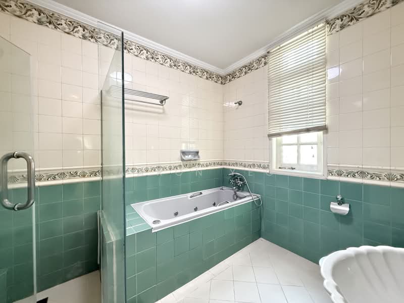 C.H.E.A.P Cairnhill Conservation House for Rent, Cairnhill Road, 3 Bedrooms, 2,500 sqft, Conservation House For Rent, by Aaron Yeo, 500227436 - Bathroom - PropertyGuru.com.sg