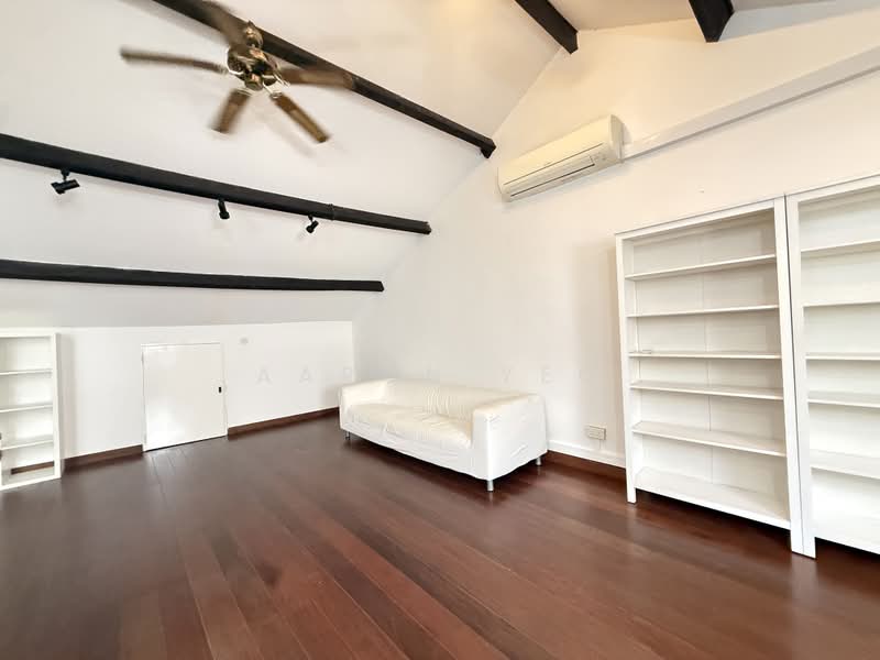 C.H.E.A.P Cairnhill Conservation House for Rent, Cairnhill Road, 3 Bedrooms, 2,500 sqft, Conservation House For Rent, by Aaron Yeo, 500227436 - Living Room - PropertyGuru.com.sg