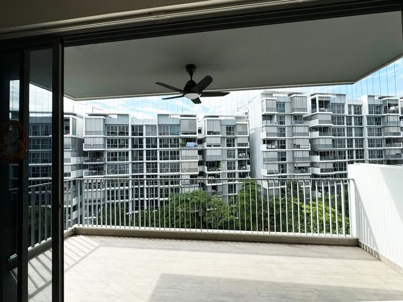 The Visionaire, 178 Canberra Drive, 3 Bedrooms, 1,152 sqft, Executive Condominium For Sale, by Kenny Chew, 500227437 - Balcony - PropertyGuru.com.sg