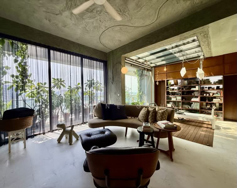 The Trizon, 8 Ridgewood Close, 3 Bedrooms, 2,443 sqft, Condominium For Sale, by Elaine Goh, 500227439 - Living and Dining Room - PropertyGuru.com.sg