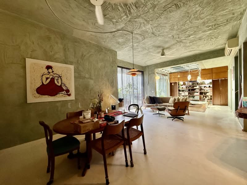 The Trizon, 8 Ridgewood Close, 3 Bedrooms, 2,443 sqft, Condominium For Sale, by Elaine Goh, 500227439 - Living and Dining Room - PropertyGuru.com.sg