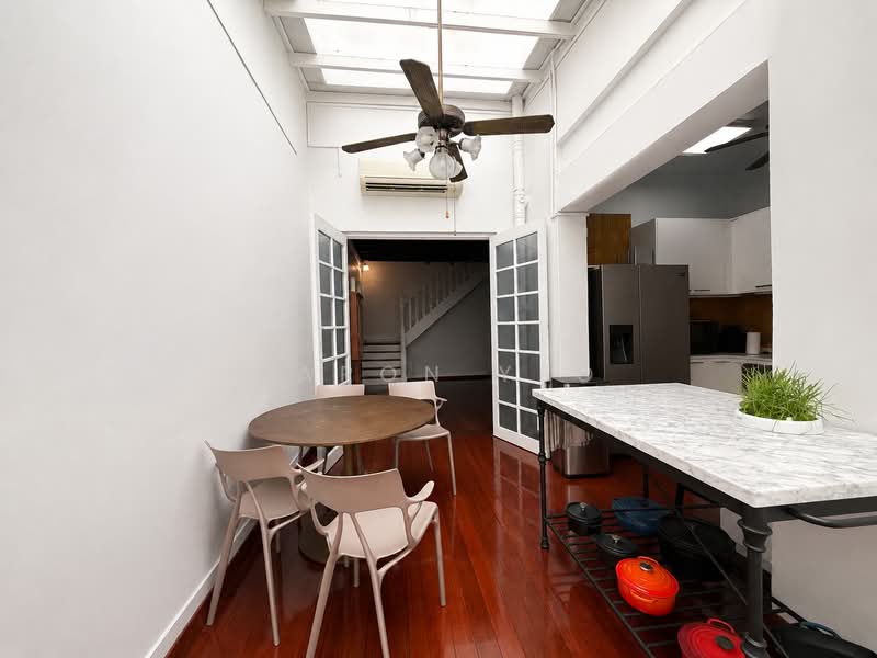 C.H.E.A.P D9 Conservation House for Rent, Cairnhill Road, 4 Bedrooms, 2,500 sqft, Conservation House For Rent, by Aaron Yeo, 500227445 - Kitchen - PropertyGuru.com.sg