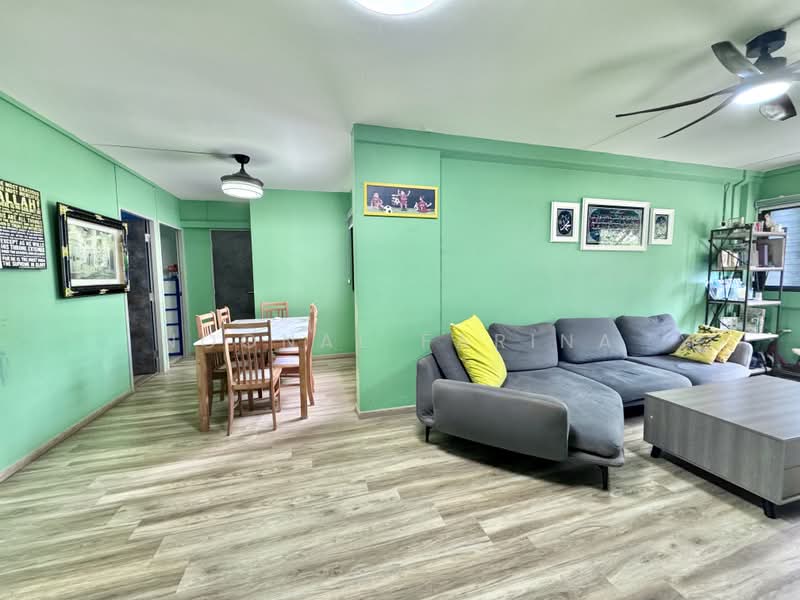 287 Yishun Avenue 6, 287 Yishun Avenue 6, 3 Bedrooms, 1,131 sqft, HDB Flat For Sale, by Noonal Farina, 500227491 - Living Room - PropertyGuru.com.sg