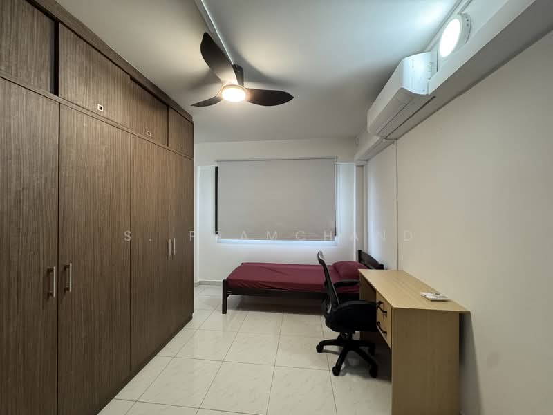260 Yishun Street 22, 260 Yishun Street 22, Room Rental, 140 sqft, HDB Flat For Rent, by S. Pramchand, 500227508 - Bedroom - PropertyGuru.com.sg
